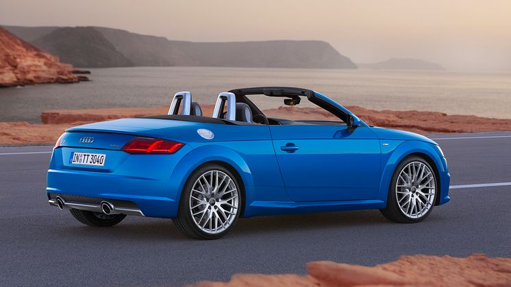 TTR side rear static