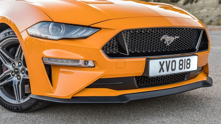 FORD MUSTANG 2017 (41)