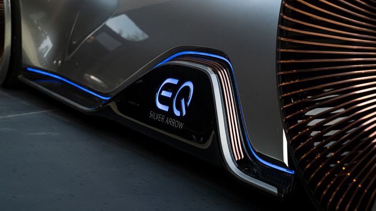 Vision EQ Silver Arrow 