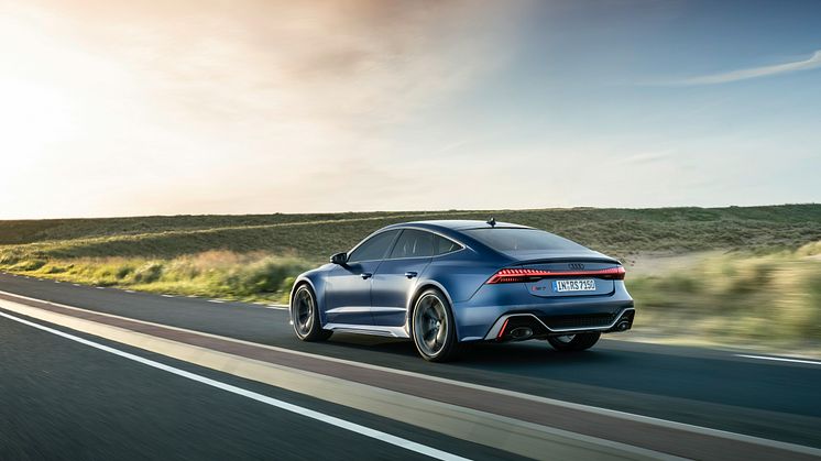 Audi RS 7 Sportback performance (Ascariblå mat)