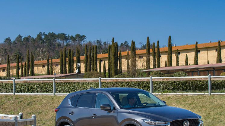 New_CX-5_Italy2017_Still_41