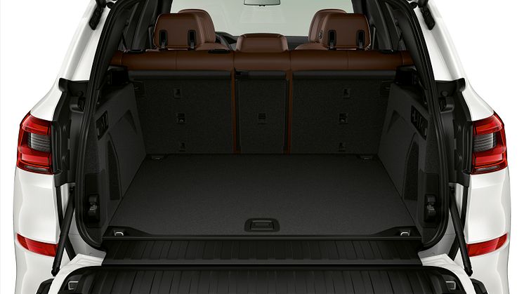 BMW X5 xDrive45e iPerformance_tavaratila