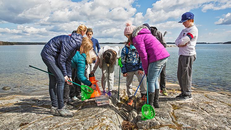 Skärgårdsstiftelsen prisas för fyra upptäckarplatser som ger skolbarn upplevelser av natur- och kultur i Stockholms skärgård. Foto: Bosse Lind