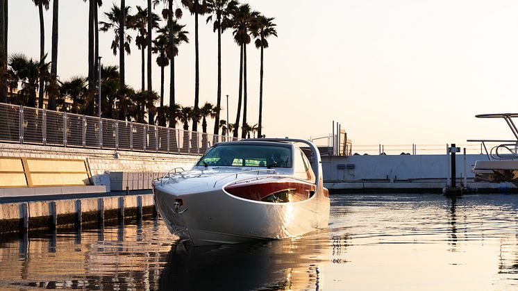 X39 Express Cruiser