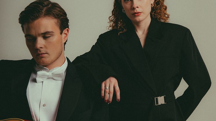 LANCELOT SLÄPPER SINGELN ”FÖRBJUDET LAND” TILLSAMMANS MED LISA HOWARD - RELEASE 4 NOVEMBER
