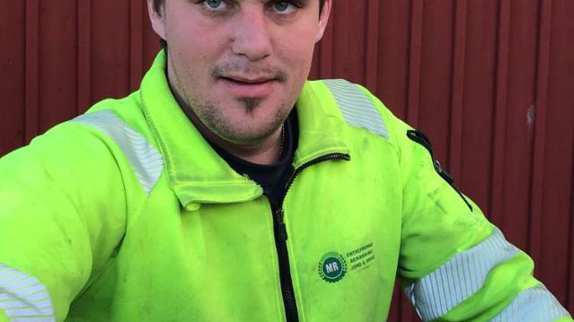 Andreas Eriksson och hans firma kunde göra god nytta under skogsbranden.
