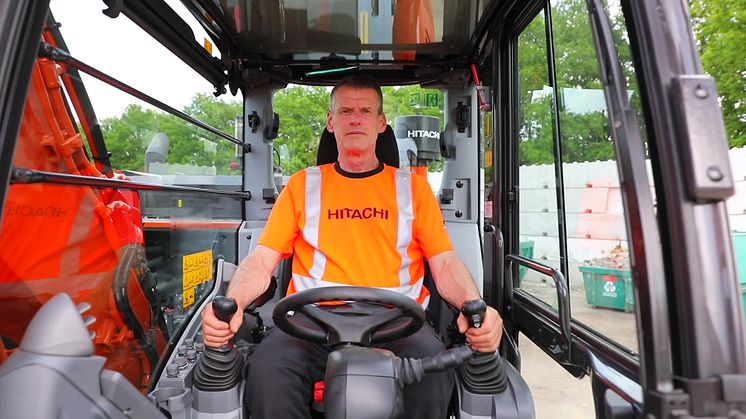 Hitachi Zaxis-7 hjulgrävare produktfilm