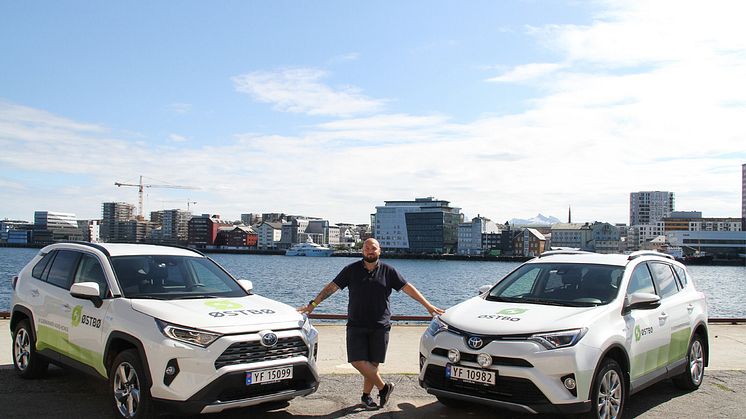 Første kunde i Bodø fikk levert nyheten RAV4 AWD