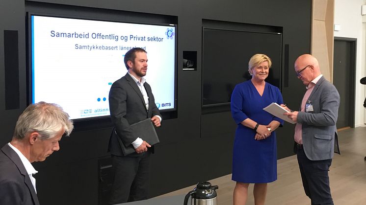 Skattedirektoratet, 2. juni 2017: Lansering av ny nasjonal lånesøknad med finansminister Siv Jensen, Skattedirektoratet, Brønnøysudregistrene og Finans Norge. SpareBank 1 viste frem ny digital samtykkebasert lånesøknad for finansministeren.