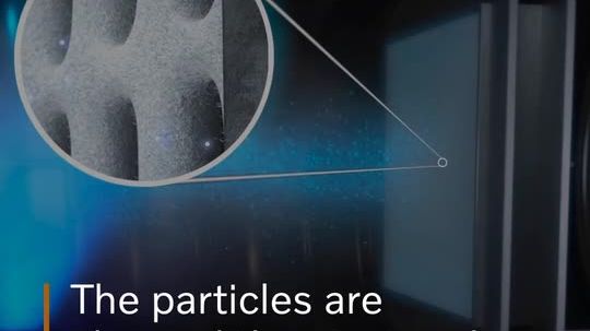 Breathe_cleaner_air_inside_Volvo_cars_with_cutting-edge_air_purification.mp4