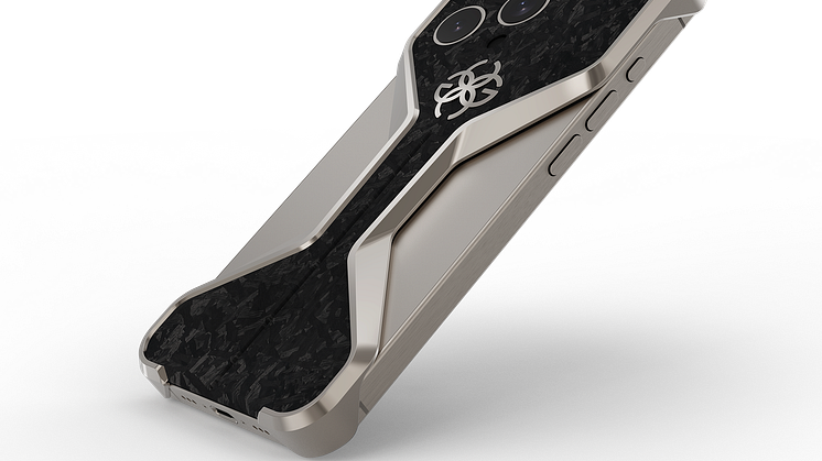 iPhone16 OpenFrame Titanium Tilted 1.png
