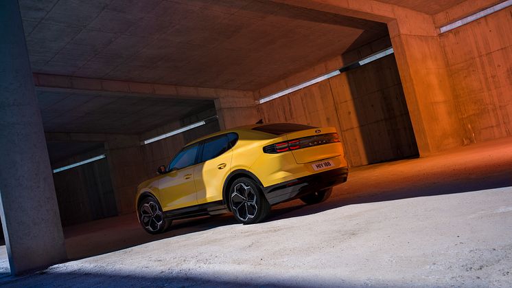 2024Ford_ElectricCapri_18.jpg