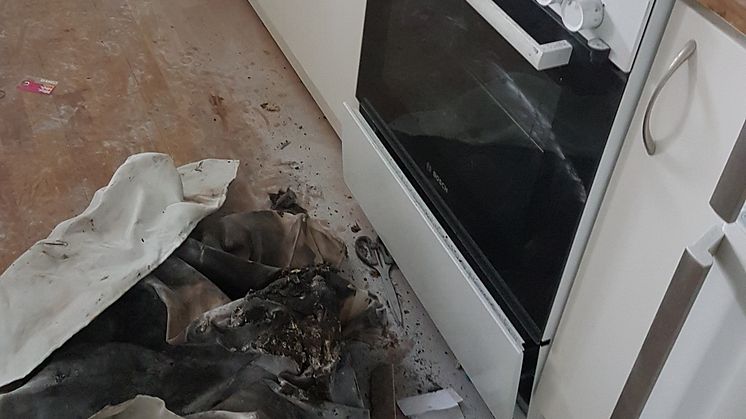 I februari delade all personal på LKF ut brandfiltar till samtliga 10 000 hyresgäster - i april förhindrades en omfattande brand med en av brandfiltarna och ingen kom till skada.