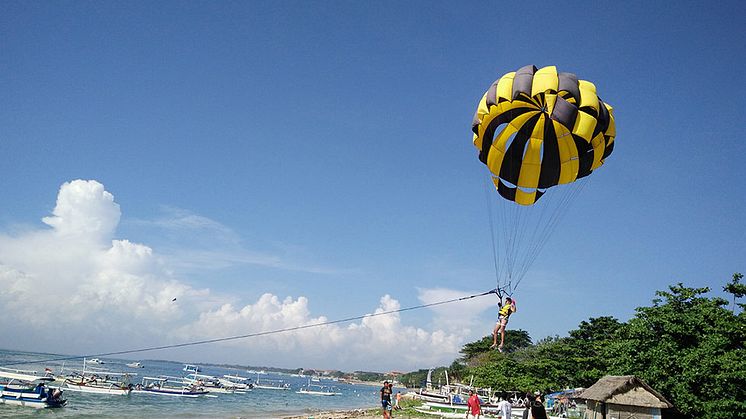 Water-Sports-at-Tanjung-Benoa.jpg