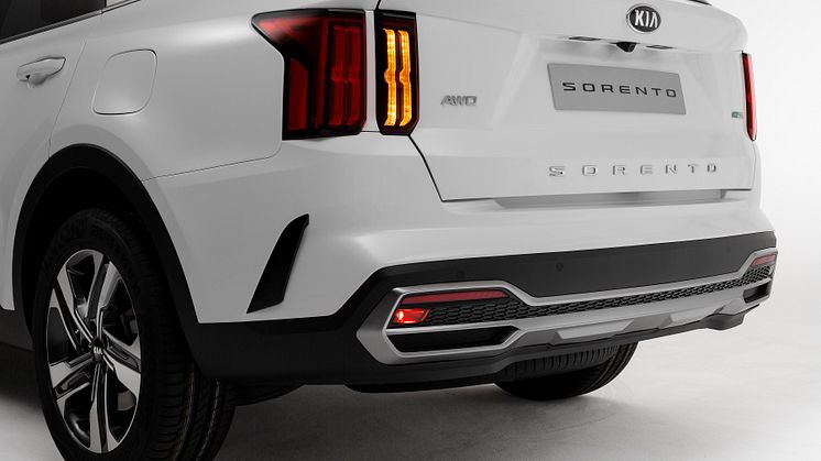 wide rearbumper with turn signal Led