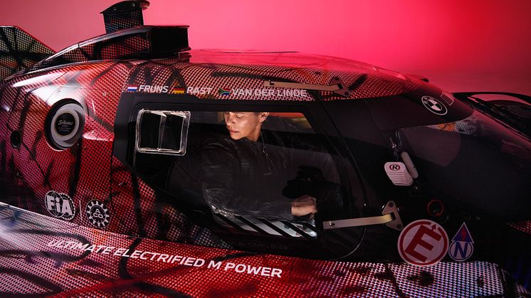 BMW Art Car #20 og Julie Mehretu