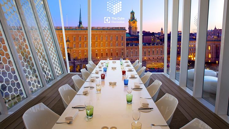 Electrolux and Volontaire to share secrets of “experiential marketing” on The Cube project at IAA Sweden event, Open Communications announces. 