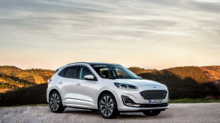 Ford Kuga ladbar hybrid Vignale 2020