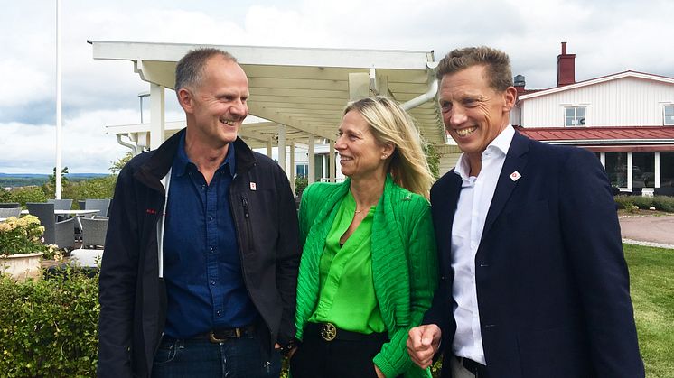 Carl Johan Ingeström (nuvarande VD), Charlotte Blum (styrelseordförande Visit Dalarna) och Jonas Rosén (tillträder som VD för Visit Dalarna den 1 november 2018). 
