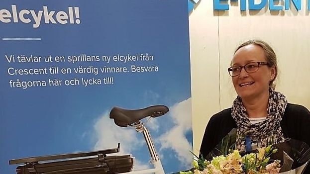Hon vann en elcykel!