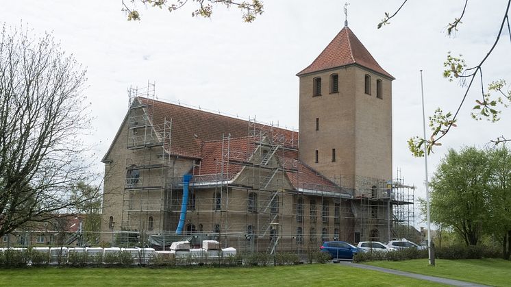Hasseris Kirke - før renoveringen med Dantegl