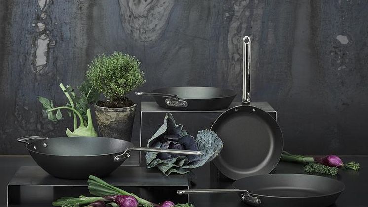 Scanpan lanserar ny serie i kolstål