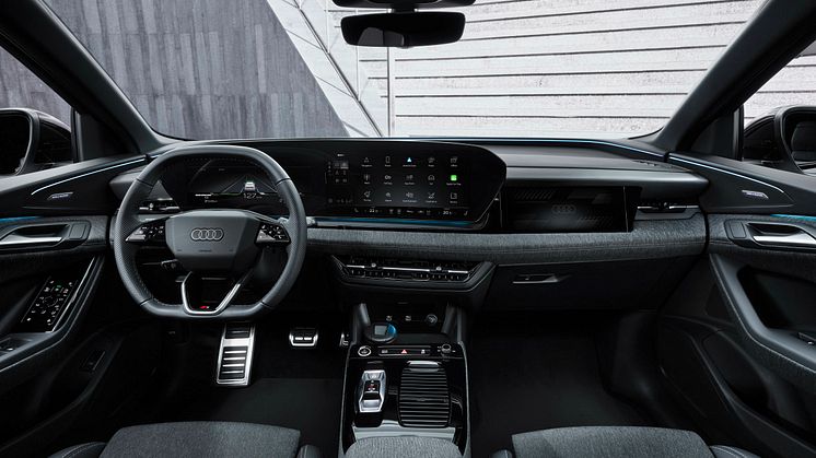 Audi Q6 e-tron (interiør med skærmeksempel)