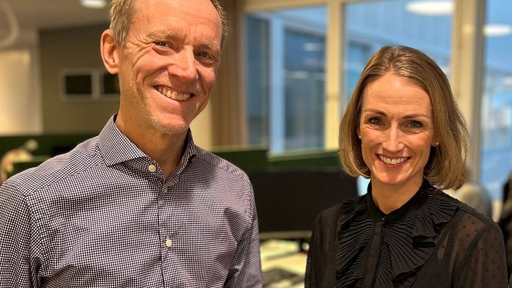 Anders Obäck och Emma Weman, vd Structor Miljöbyrån Stockholm. Foto: Structor