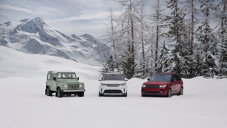 LAND ROVER_LINE IN THE SNOW_01