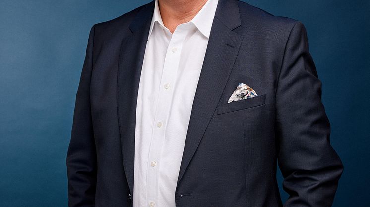 Schwarz_Digits_Bernie_Wagner.jpg