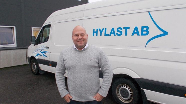 "Förvärvet av Hylast tillför vår koncern ytterligare kvalitet, kompetent personal och tillgänglighet", säger Staffan Lindewald, VD för Malte Månson.