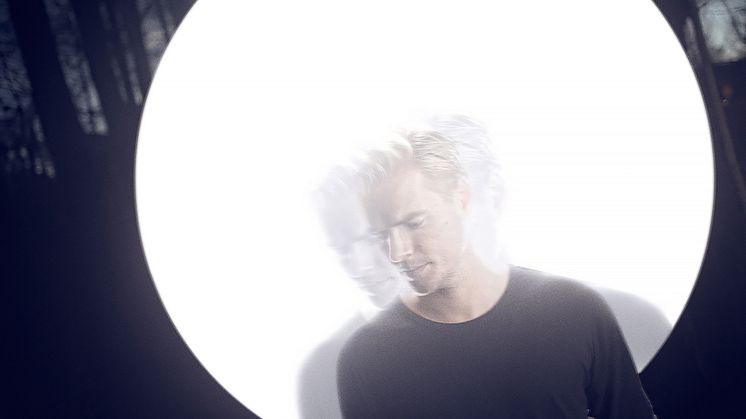 Carl Louis live på scenen under årets P3 Gull