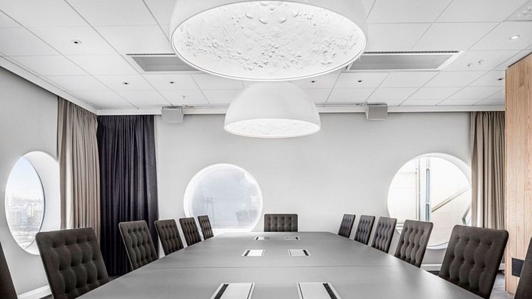 Konferensrummet Santiago Bernabéu på Quality Hotel™ Friends är ett av många rum som du kan boka genom den nya funktionen.