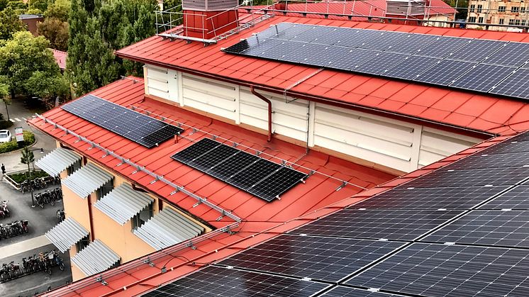 Solar cell array