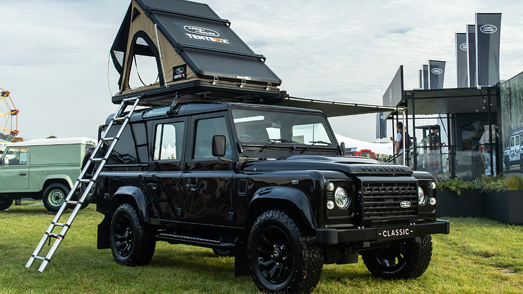 LAND ROVER CLASSIC INTRODUCES NEW CLASSIC DEFENDER PARTS AT GOODWOOD REVIVAL 2