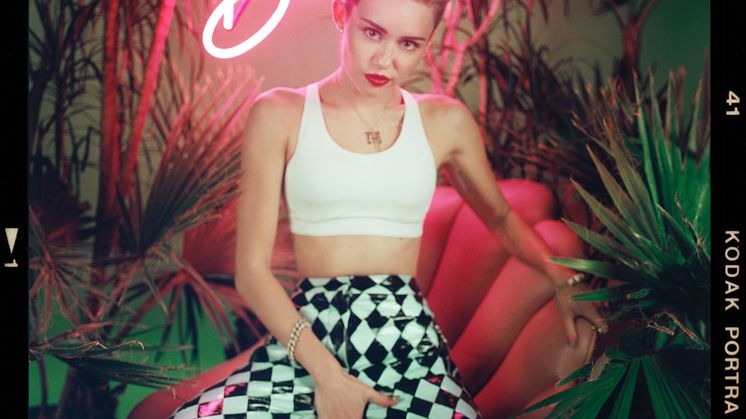 Miley Cyrus svenska platinasuccé med "Bangerz"