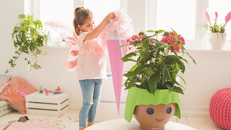 Mit OJO erfahren Kinder spielerisch die Welt der Pflanzen und dank der cleveren LECHUZA-Bewässerung wird die Pflege kinderleicht.