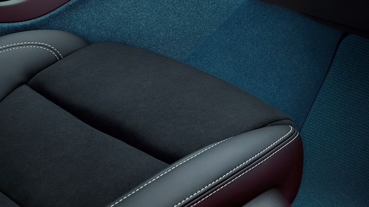 C40_Recharge_Interior