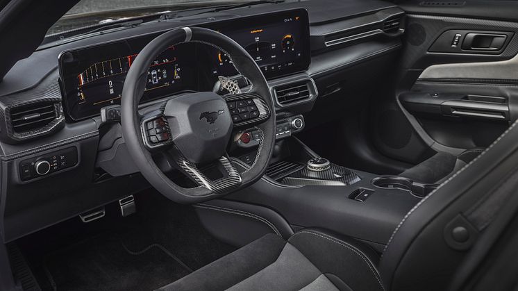 2025 Ford Mustang GTD_interior_09.jpg