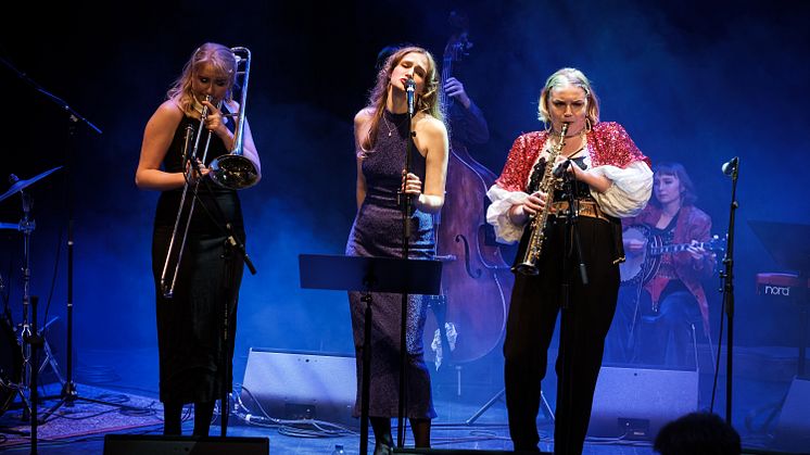 Nanna Carling Swing Band