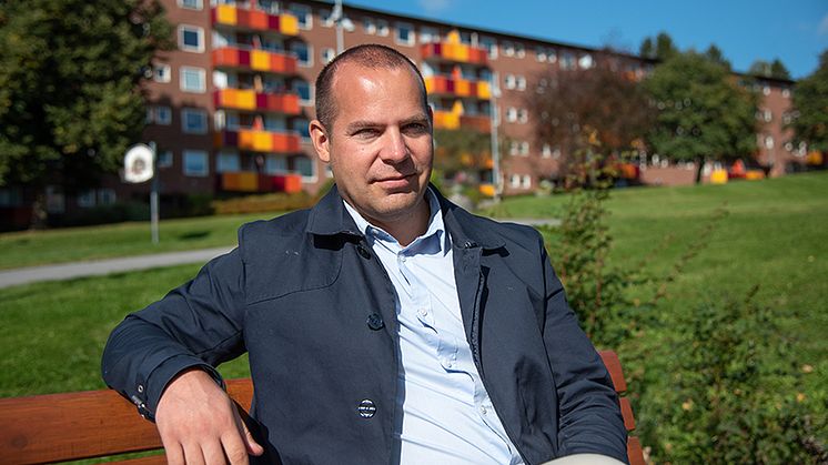 Christian Nilsson är ny distriktschef för Familjebostäder I Bergsjön och hoppas mycket på Framtidenkoncernens statsning på området.
