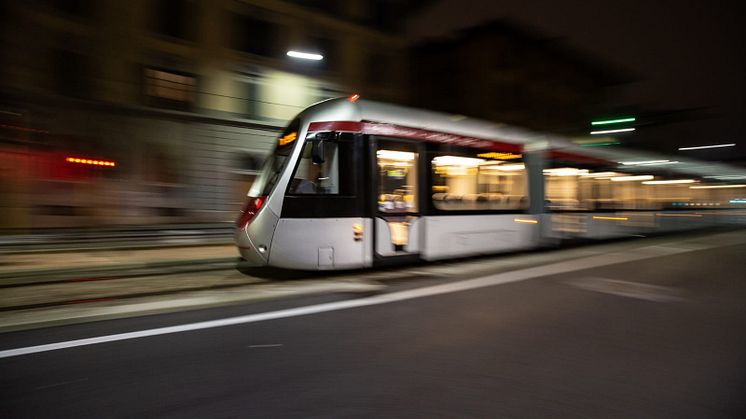 Hitachi Rail successfully tests first battery-powered tram