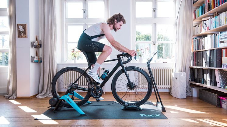 Durch effizientes Indoor-Bike-Training auch im Winter fit bleiben
