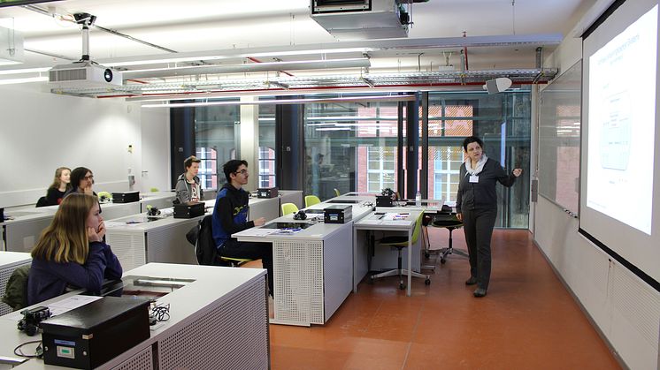 Mehr als 300 Schülerinnen und Schüler beim 6. Fachtag Informatik am 24. Januar 2017 an der Technischen Hochschule Wildau