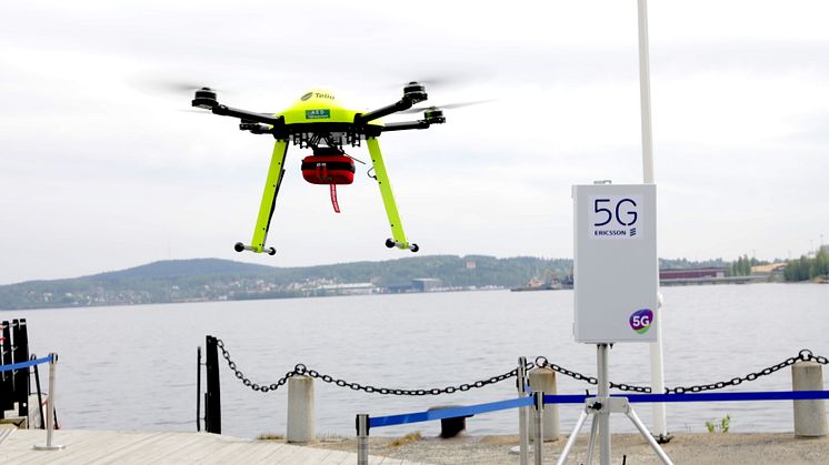 5G, hjärtstartare, drönare tillsammans räddar de liv  – Telia visar framtidens lösningar vid nordiska ministermötet