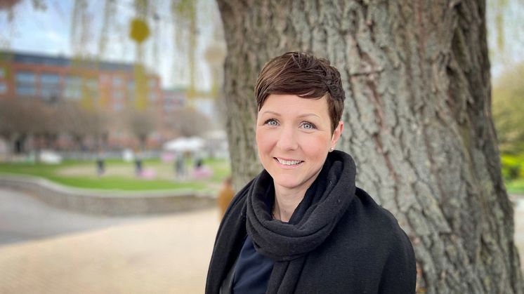 Stina Eriksson är arkitekt på FOJAB med stor kunskap om träbyggnation.