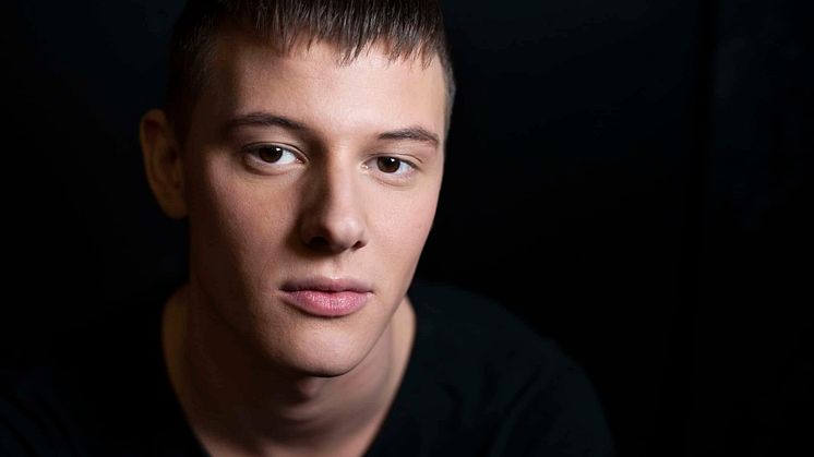 Idolvinnaren Sebastian Walldén avslutar Borås Pride