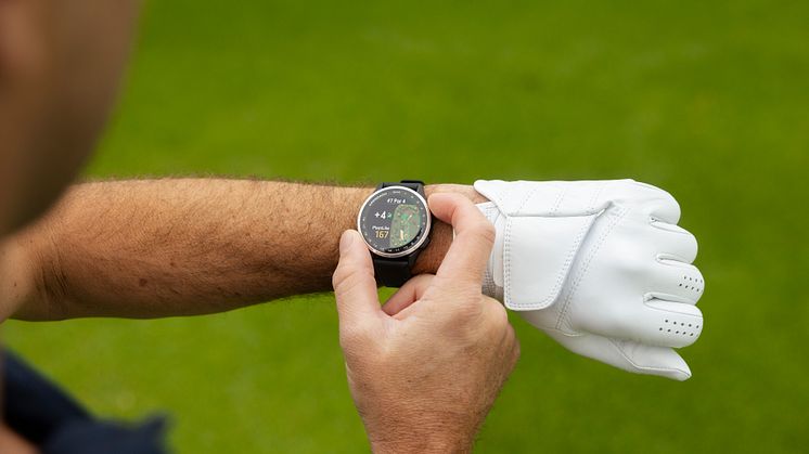 Garmin_Approach S44_Lifestyle6.jpg
