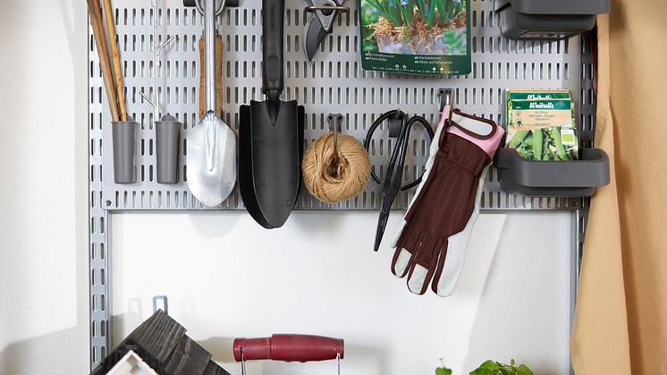 Elfa_Garage_storage_Interior_Click-in_system_Classic_2020_10_7