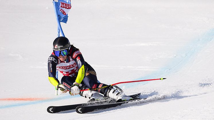 Sara Hector slutar tvåa i storslalomcupen 2022 efter en toppsäsong. Foto: Ski Team Sweden Alpine